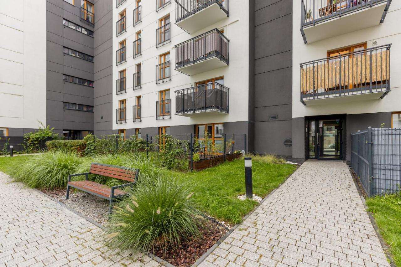 Cozy Apartment With Parking Bakalarska By Noclegi Renters Варшава Экстерьер фото